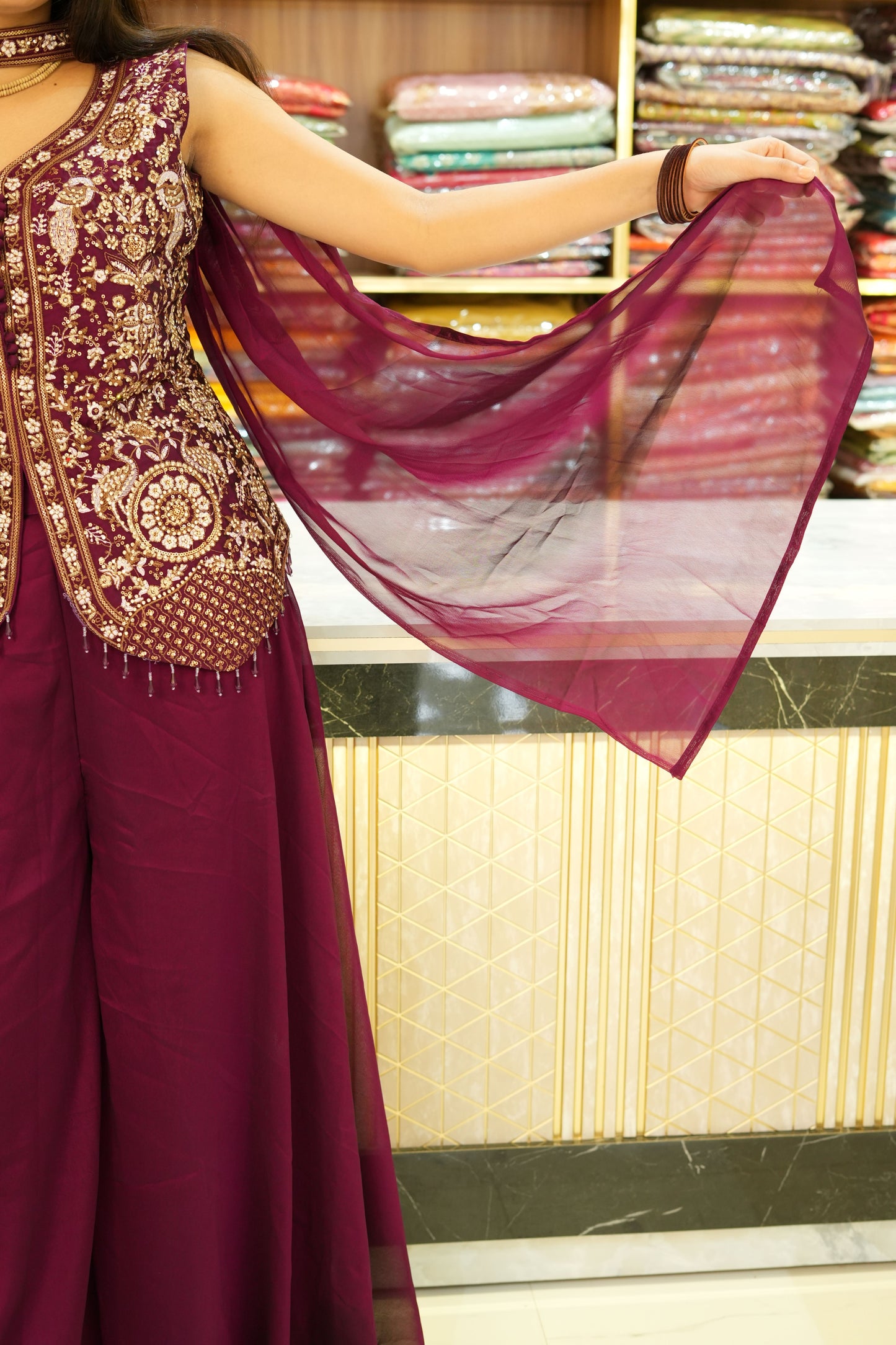 VRNY Jacked Style Kurti Set